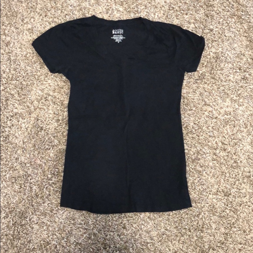 Active Basic Shirts - Picture 3 of 3